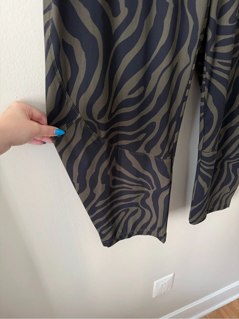 Ruti - Zebra Print Barrel Leg Cropped Pants